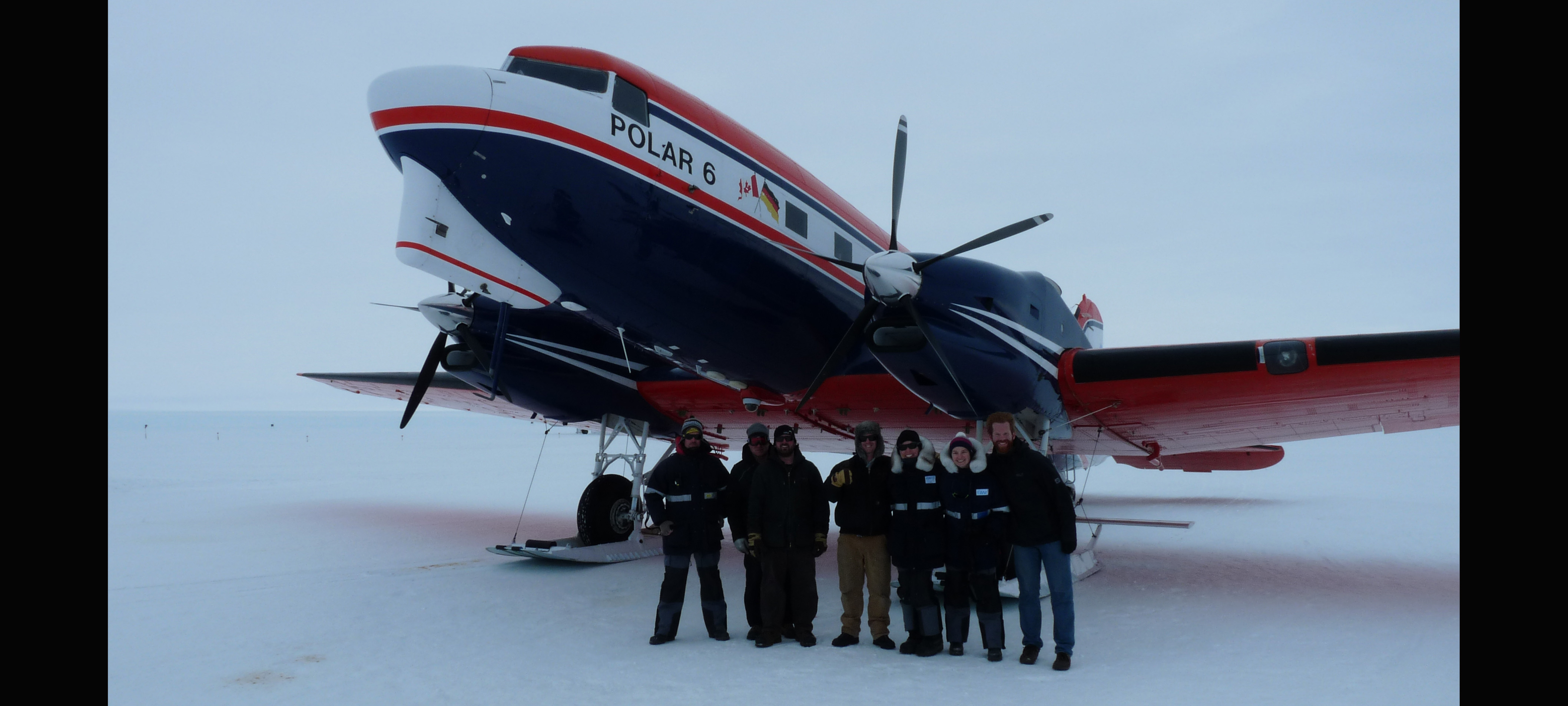 The crew and the scientists of the OIR project in front of AWI's Polar 6
